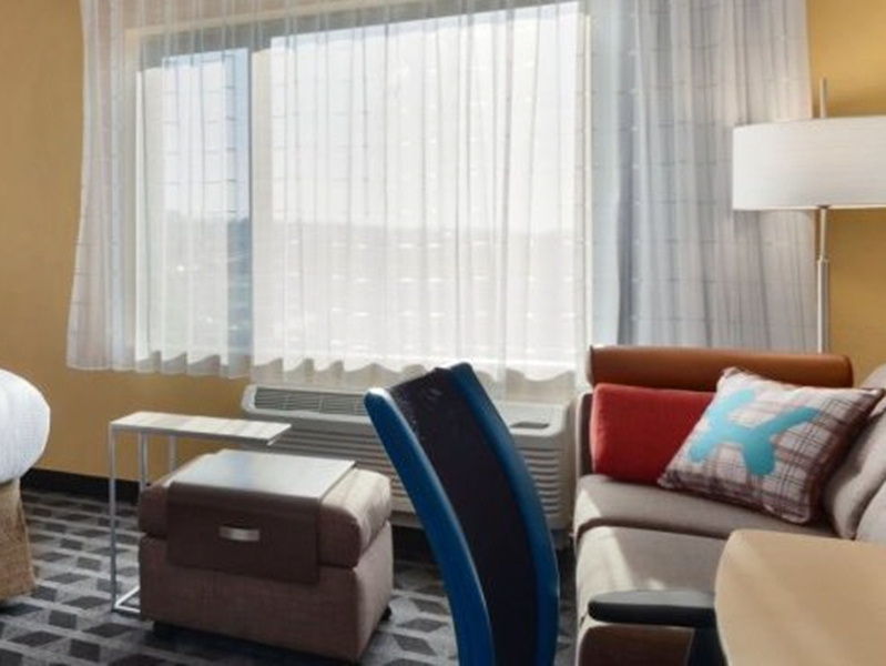 TownePlace Suites By Marriott 5 Star Hotel Furniture